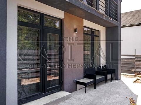 будинок за адресою Прилісна