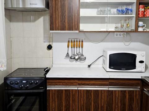 квартира за адресою Йорданська вул. (Лайоша Гавро), 9-Є