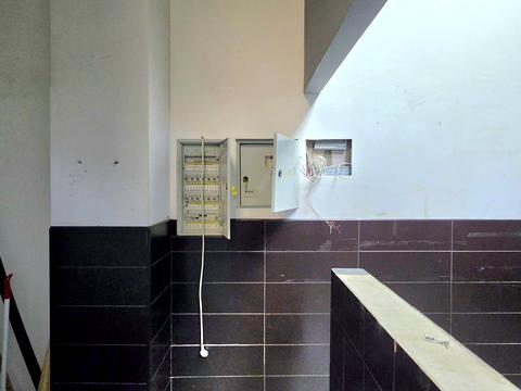 коммерческая по адресу Ивана Пулюя ул., 8 А