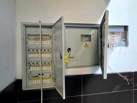 коммерческая по адресу Ивана Пулюя ул., 8 А