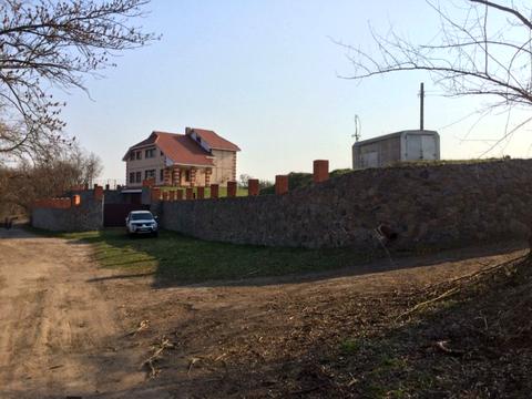 будинок за адресою с. Лящівка, вул. Берегова, 4