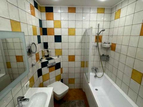 квартира за адресою Анатолія Петрицького вул., 21