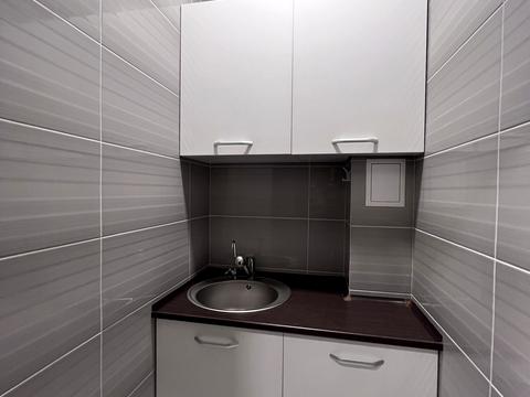 коммерческая по адресу Генуэзская ул., 3б