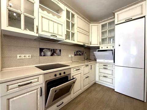 квартира за адресою Регенераторна вул., 4 к9