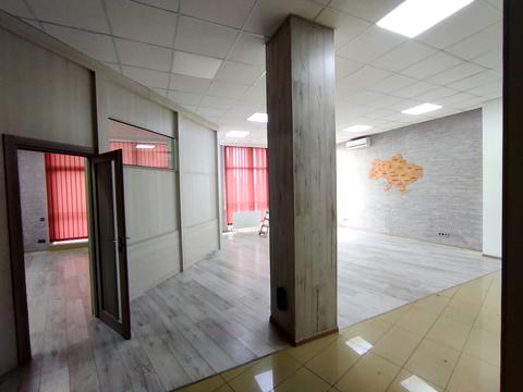 коммерческая по адресу Вице-адмирала Жукова пер., 17/19