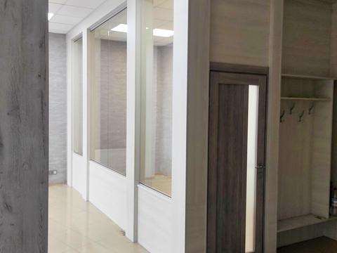 коммерческая по адресу Вице-адмирала Жукова пер., 17/19