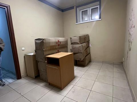 комерційна за адресою Садова вул., 1-В к3