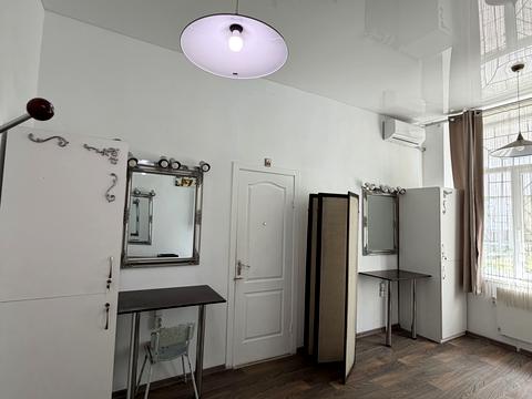 комерційна за адресою Галини Мазепи вул. (Софії Ковалевської), 67