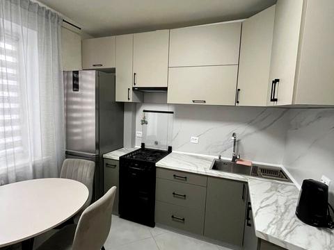 квартира за адресою Євгена Коновальця вул., 12