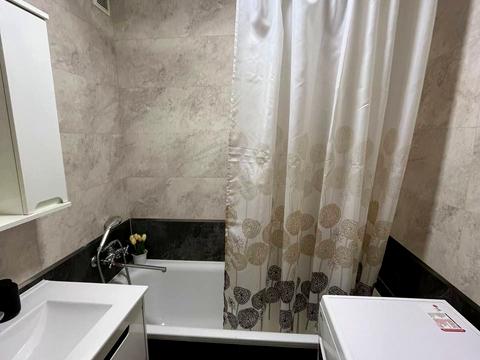 квартира за адресою Євгена Коновальця вул., 12