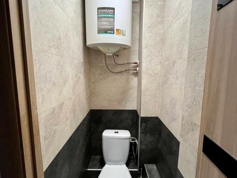 квартира за адресою Євгена Коновальця вул., 12