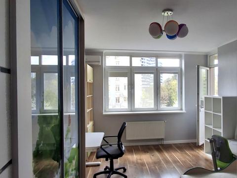 квартира за адресою Воскресенська вул., 12-Б