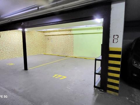 паркомісце за адресою Київ, Європейського Союзу просп. (Правди), 31-А