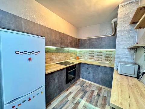 квартира за адресою Європейського Союзу просп. (Правди), 45-А