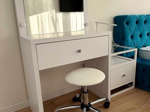 квартира по адресу Ревуцкого ул., 40-Г