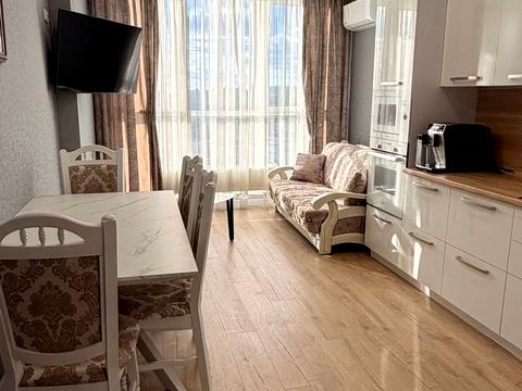 квартира по адресу Ревуцкого ул., 40-Г