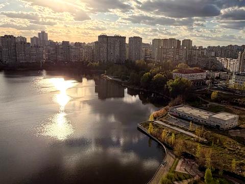 квартира по адресу Ревуцкого ул., 40-Г