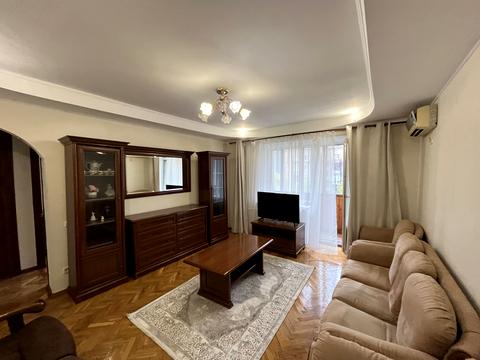 квартира за адресою Велика Васильківська вул. (Червоноармійська), 136