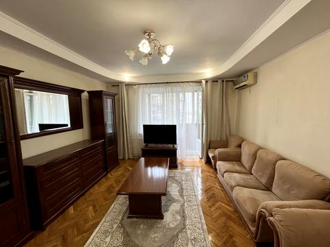 квартира за адресою Велика Васильківська вул. (Червоноармійська), 136