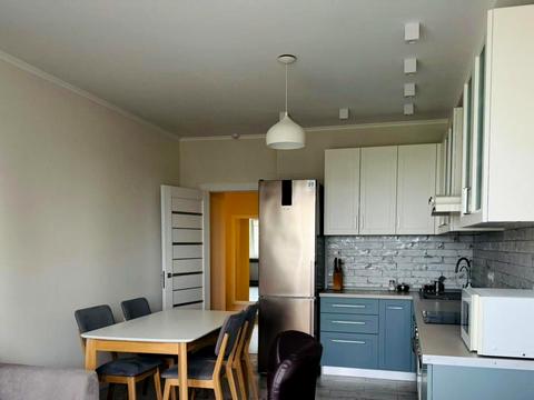 квартира за адресою Науки просп., 62-А
