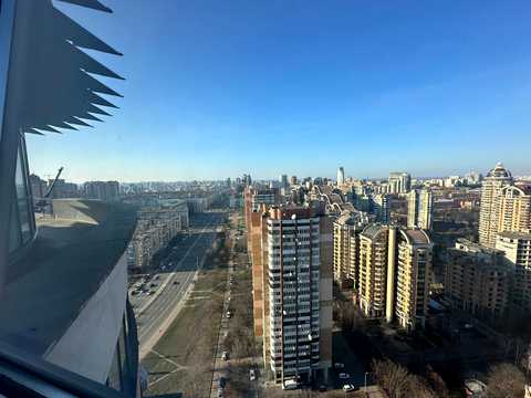 комерційна за адресою Лесі Українки бульв., 23