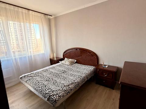 квартира за адресою Рональда Рейгана вул., 9