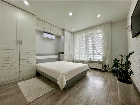 квартира за адресою с. Святопетрівське, Лесі Українки бульв., 10-А