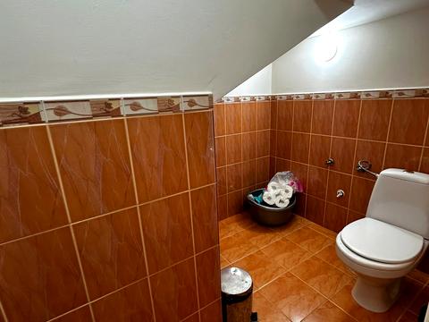 будинок за адресою  Есень, Центральна