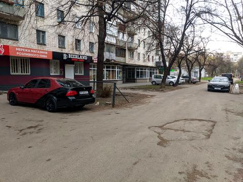 коммерческая по адресу Александра Попова ул., 12