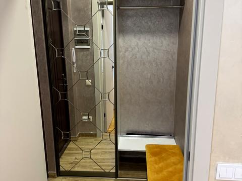 квартира за адресою Роксоляни вул., ()