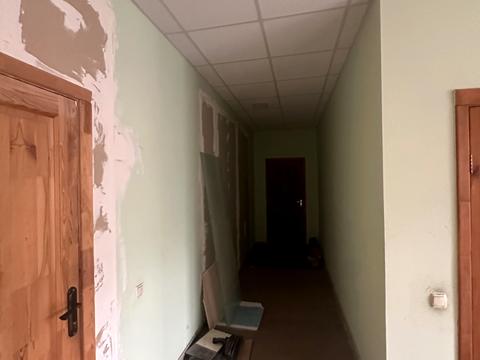 комерційна за адресою Приозерна вул., 22