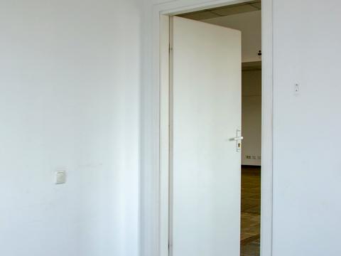 1863547361543912
