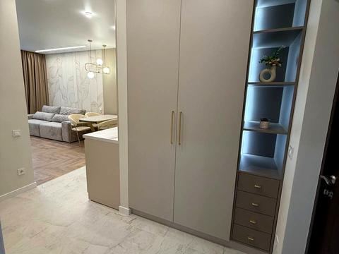 квартира за адресою Краснова вул., 1-Б