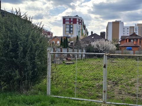 ділянка за адресою Центральна вул., 16