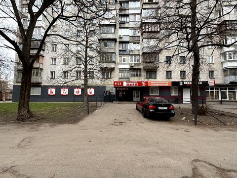 коммерческая по адресу Александра Попова ул., 12