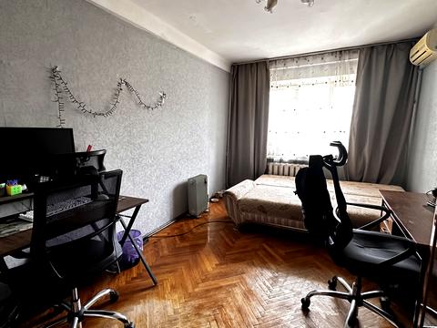 квартира за адресою Раїси Окіпної вул., 7