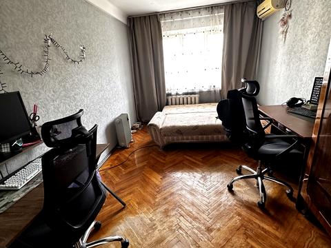 квартира за адресою Раїси Окіпної вул., 7