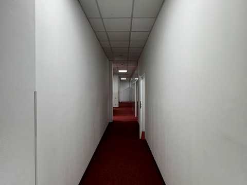 комерційна за адресою Героїв Космосу вул., 4