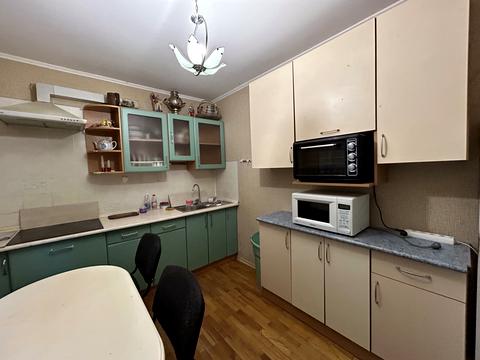 квартира за адресою Анатолія Солов'яненка вул., 349