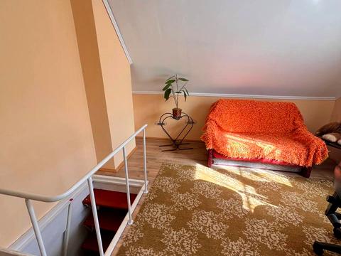 будинок за адресою Будівельників