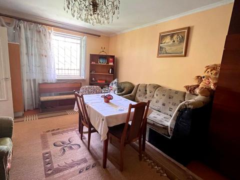 будинок за адресою Будівельників