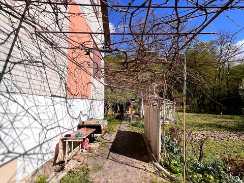 будинок за адресою Будівельників