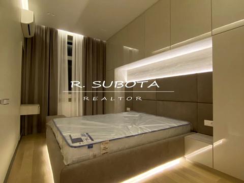 квартира по адресу Владимира Моссаковского ул. (Клари Цеткін), 7