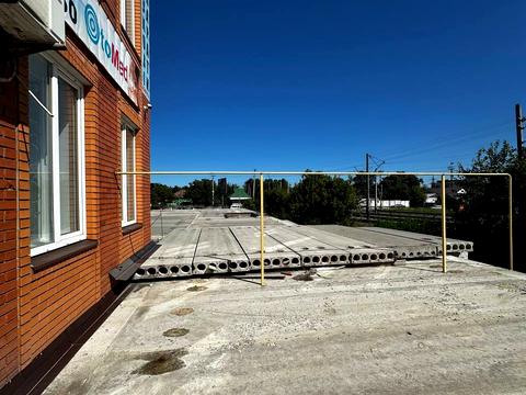 коммерческая по адресу Левка Лукьяненко ул. (Октябрьская), 7