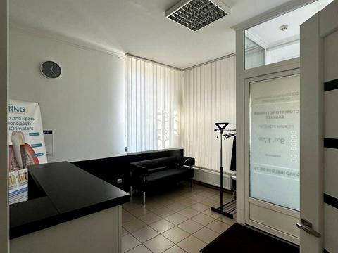 коммерческая по адресу Левка Лукьяненко ул. (Октябрьская), 7