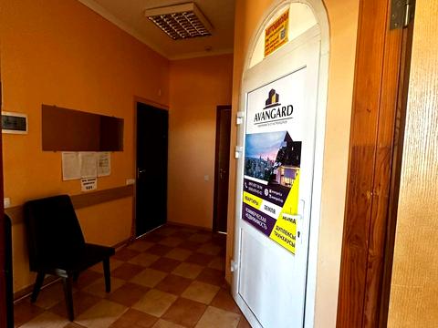 коммерческая по адресу Левка Лукьяненко ул. (Октябрьская), 7