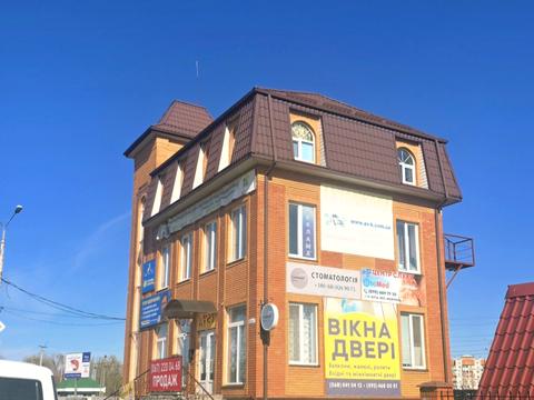 коммерческая по адресу Левка Лукьяненко ул. (Октябрьская), 7