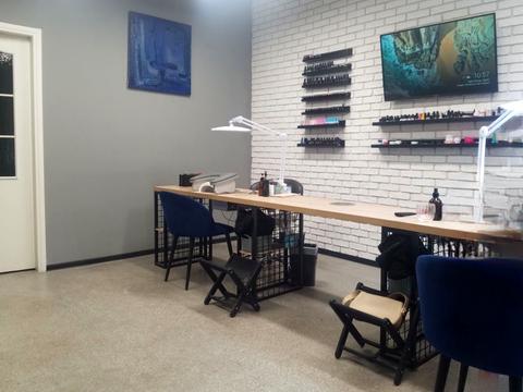 коммерческая по адресу Антоновича ул. (Горького), 57