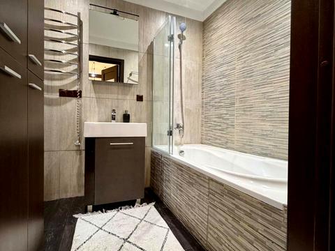 квартира за адресою Івана Мазепи вул. (Січневого Повстання), 7