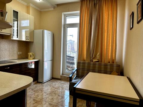 квартира за адресою Аркадійське плато вул. (Гагаринське плато), 5а к2